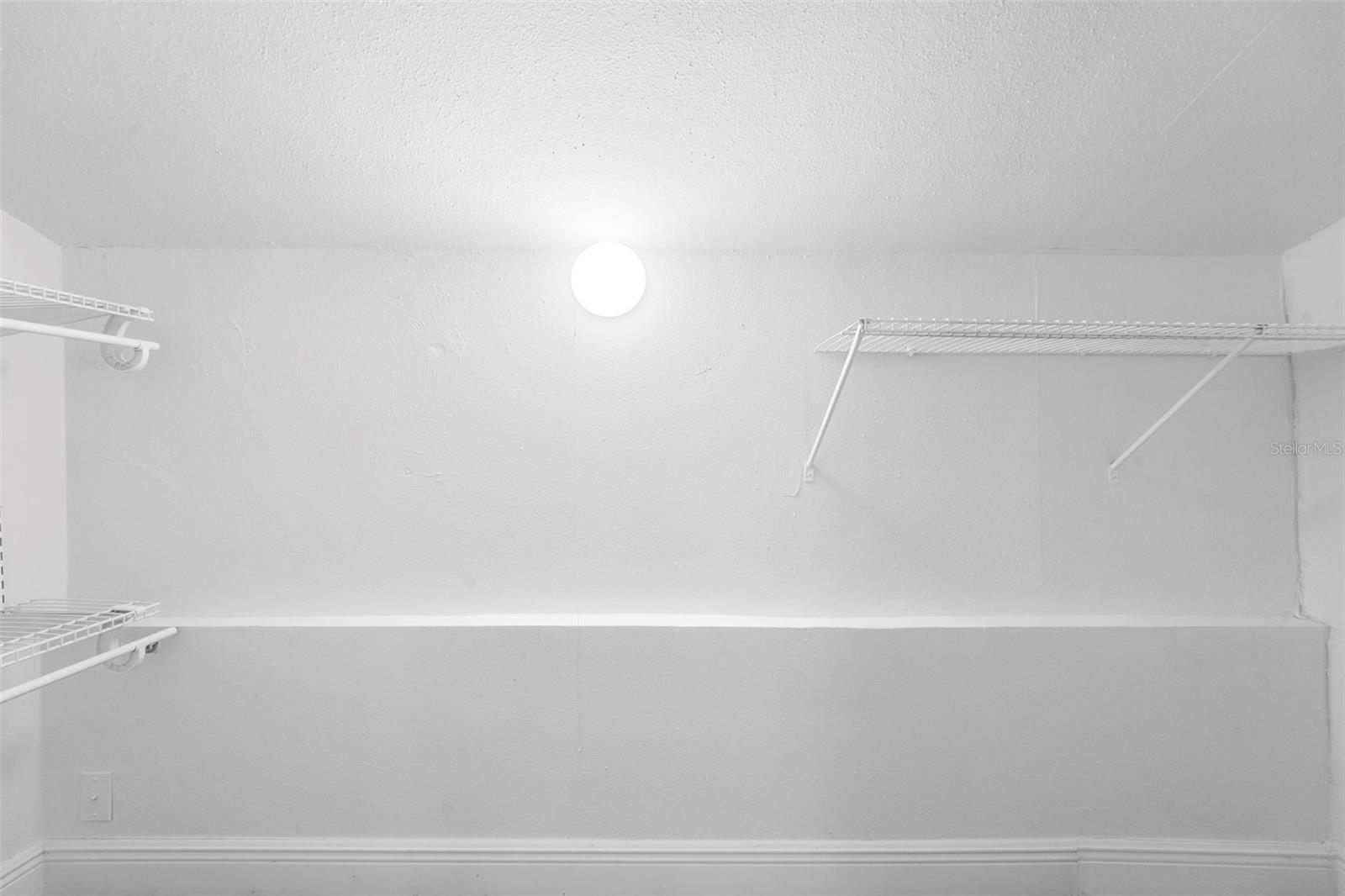 OAKTREE VILLAGE - Residential