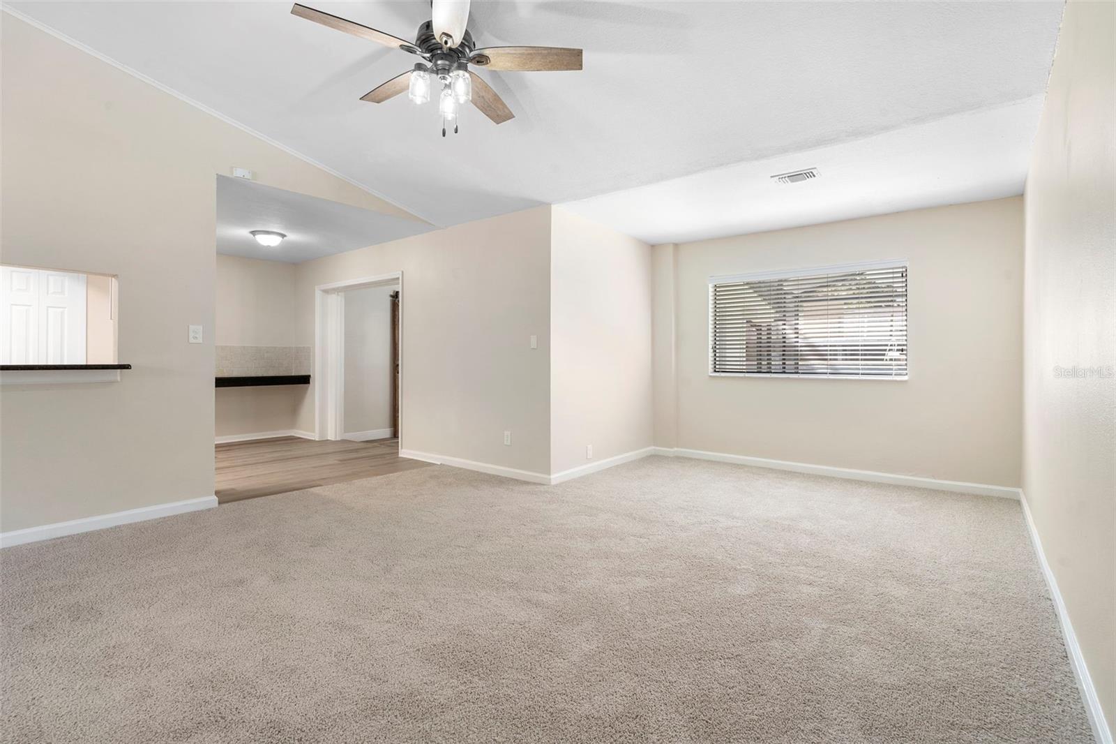 OAKTREE VILLAGE - Residential