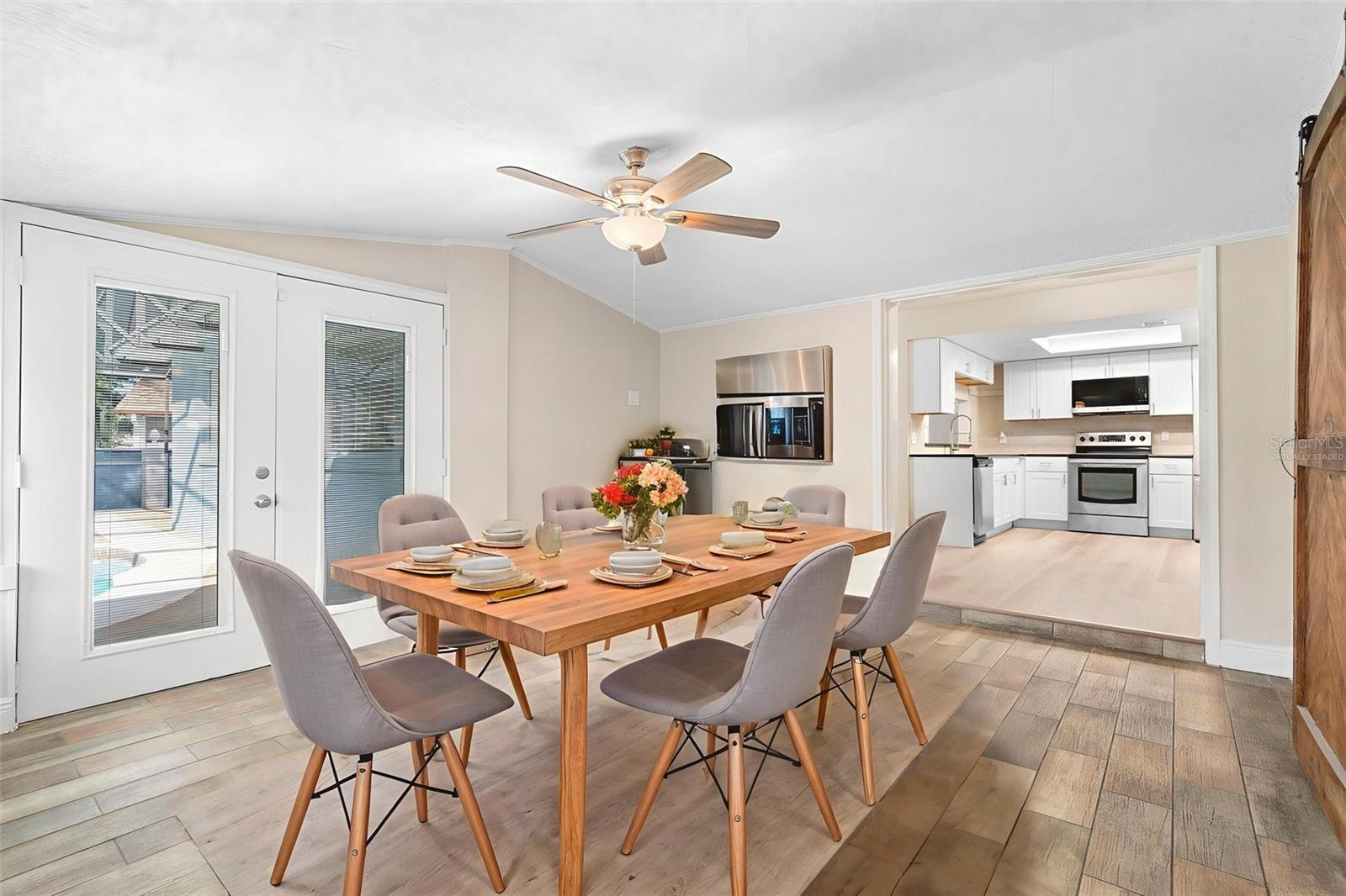 OAKTREE VILLAGE - Residential