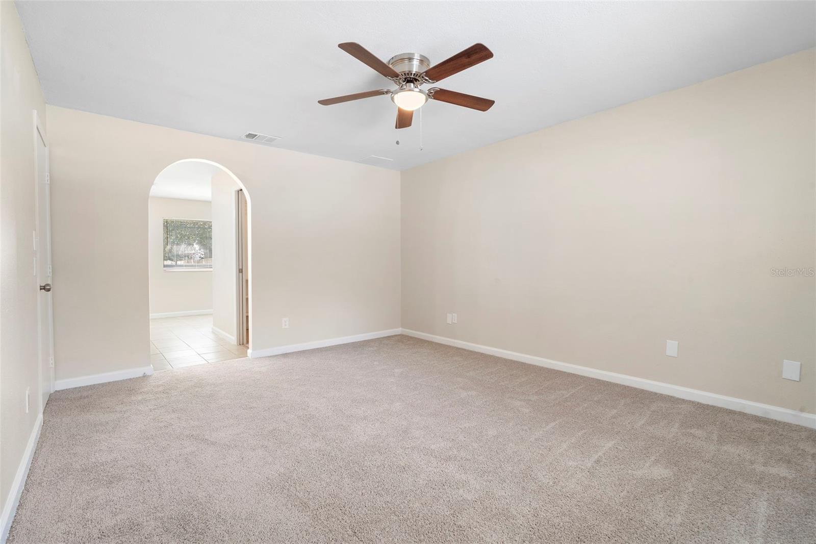 OAKTREE VILLAGE - Residential