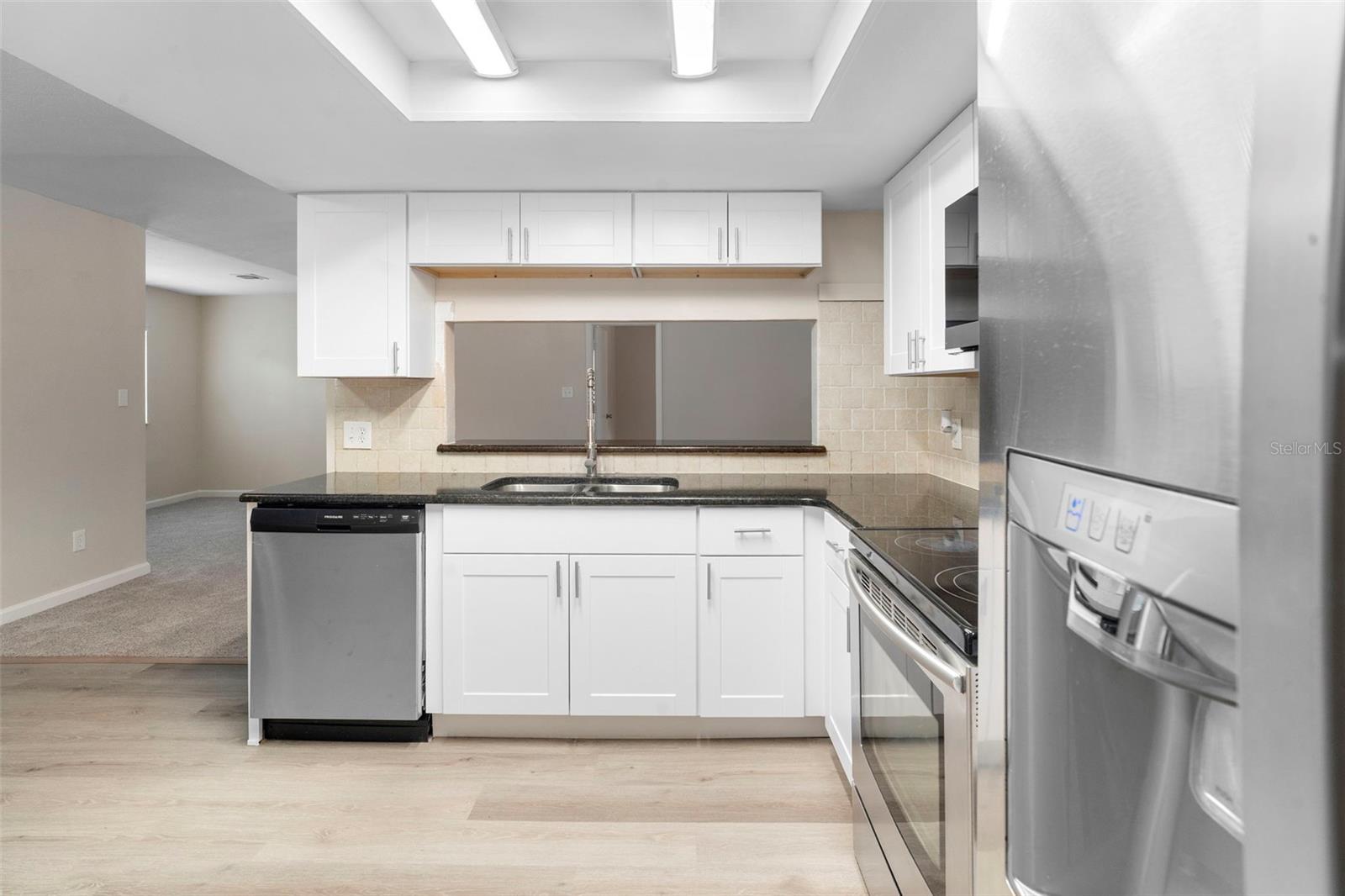 OAKTREE VILLAGE - Residential