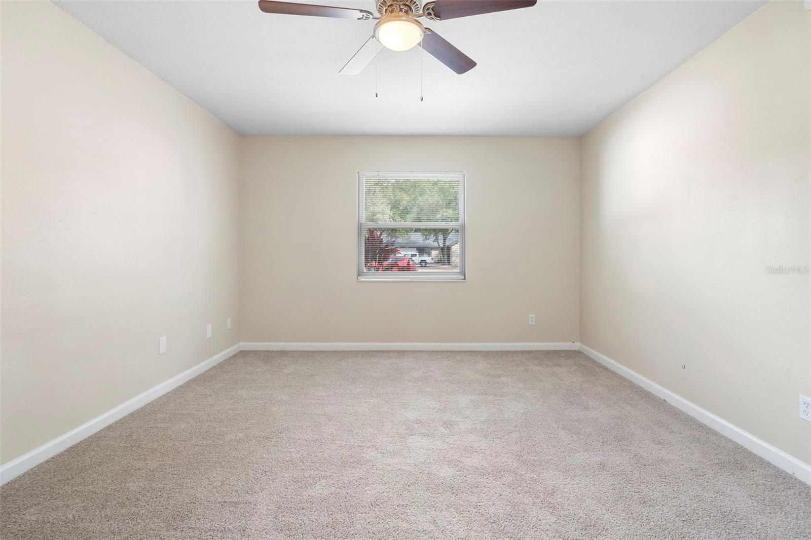 OAKTREE VILLAGE - Residential