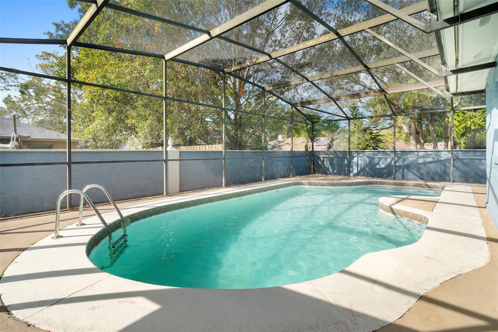 OAKTREE VILLAGE - Residential