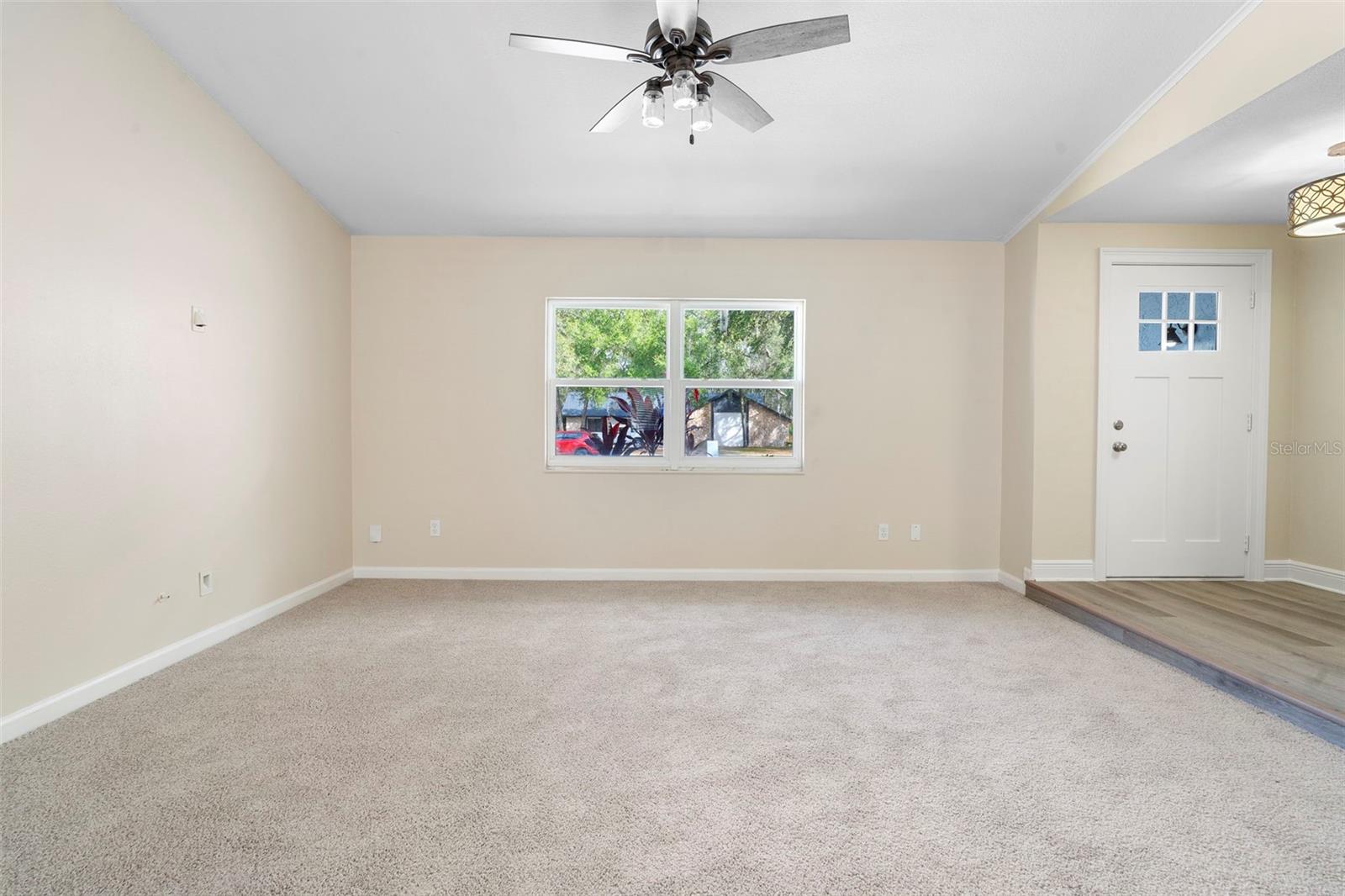 OAKTREE VILLAGE - Residential