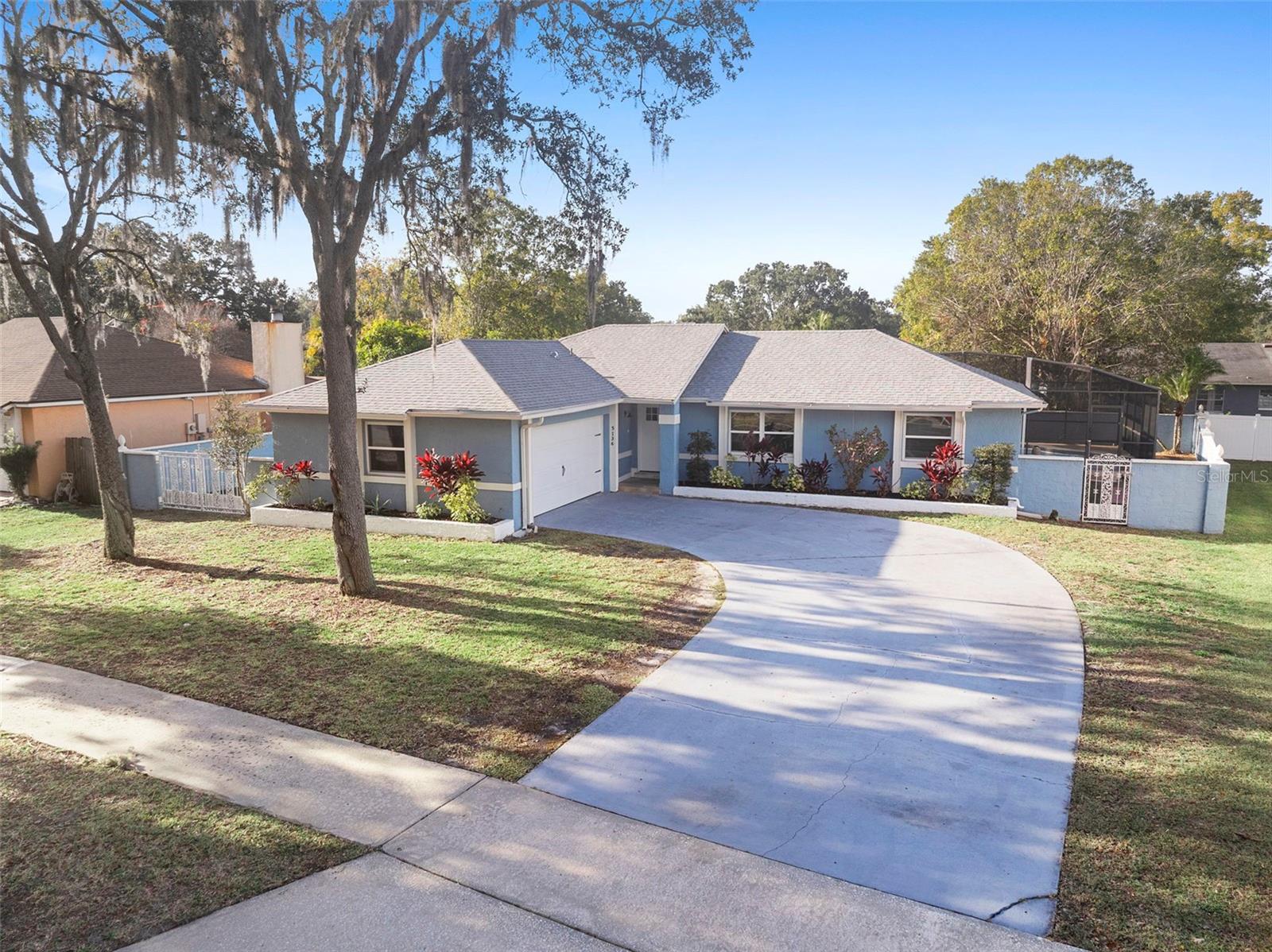 OAKTREE VILLAGE - Residential