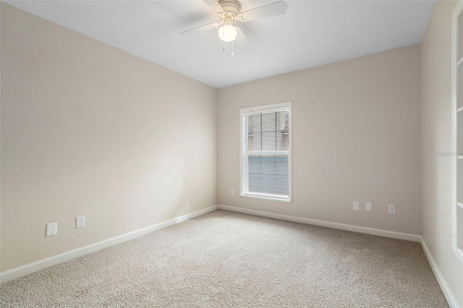 OAKTREE VILLAGE - Residential