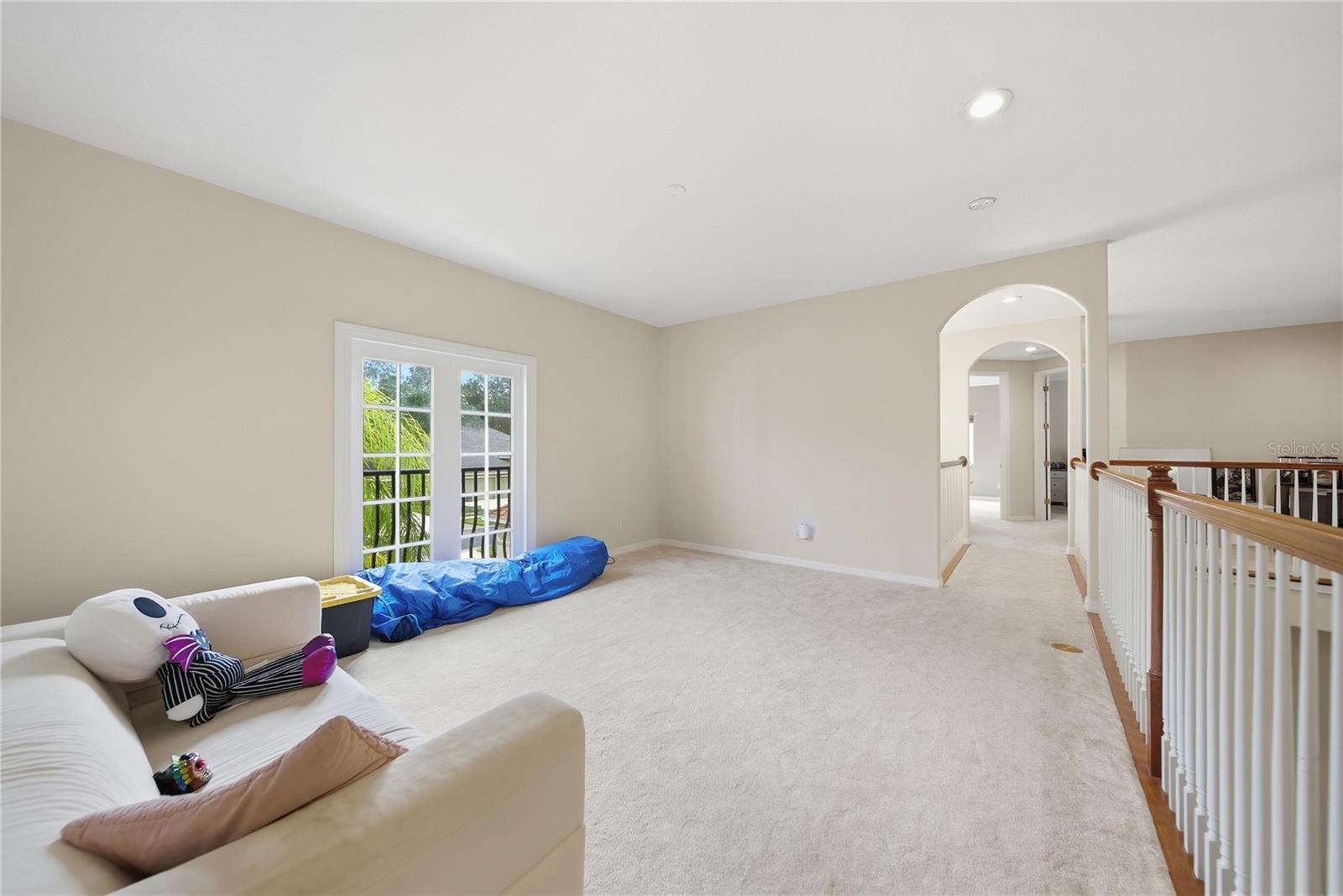 SEVEN OAKS PRCL S-9 - Residential Lease