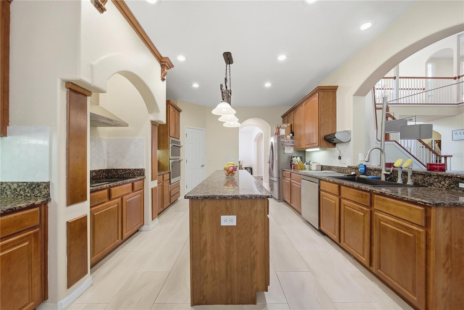 SEVEN OAKS PRCL S-9 - Residential Lease