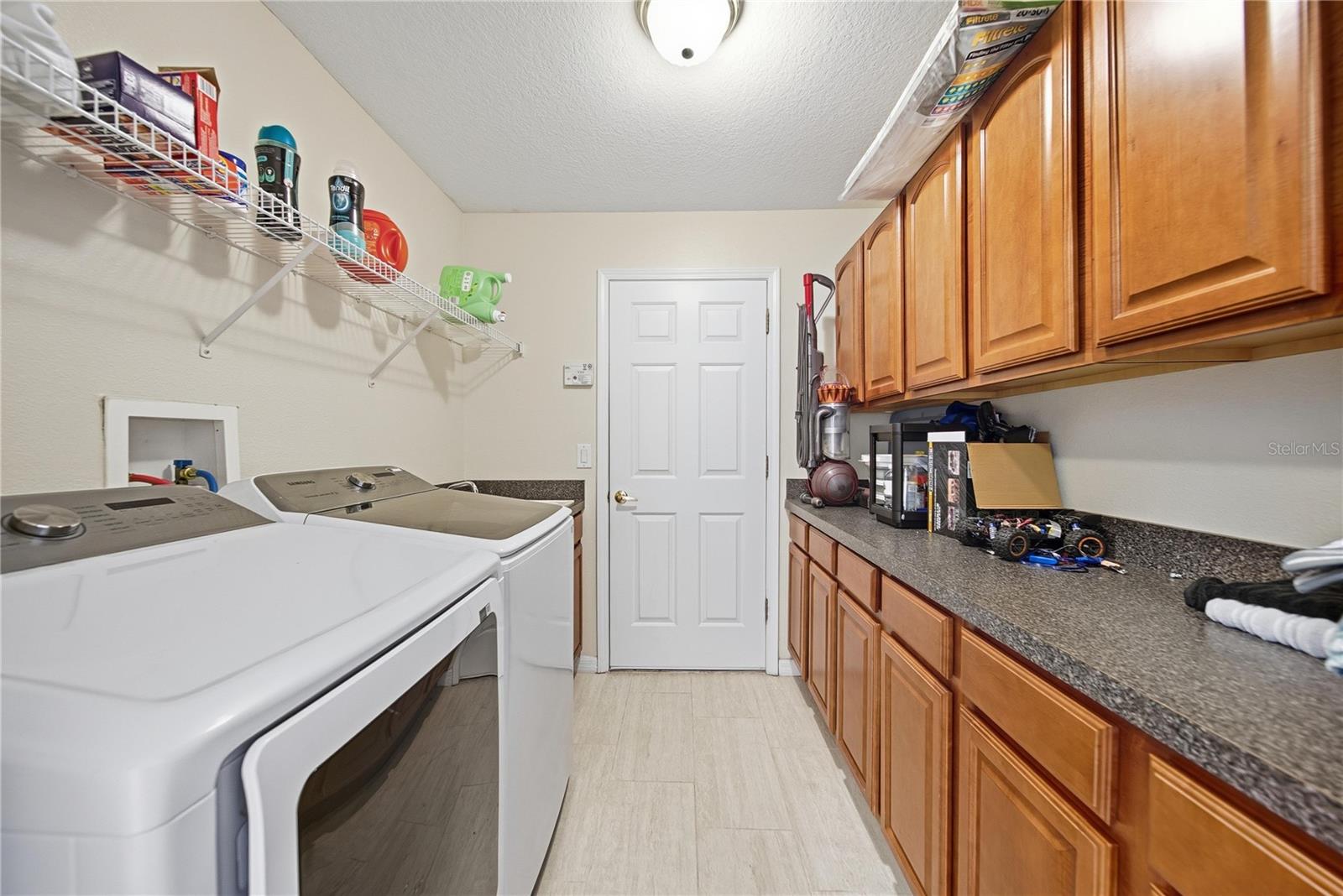 SEVEN OAKS PRCL S-9 - Residential Lease