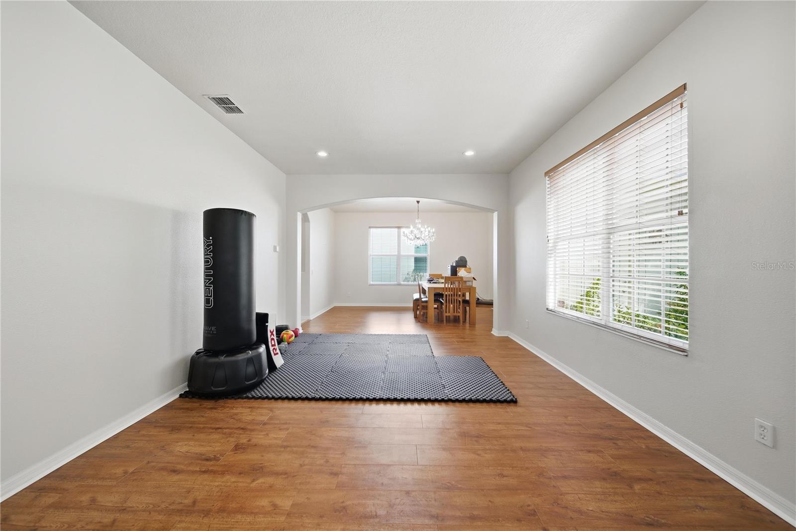 SEVEN OAKS PRCL S-9 - Residential Lease