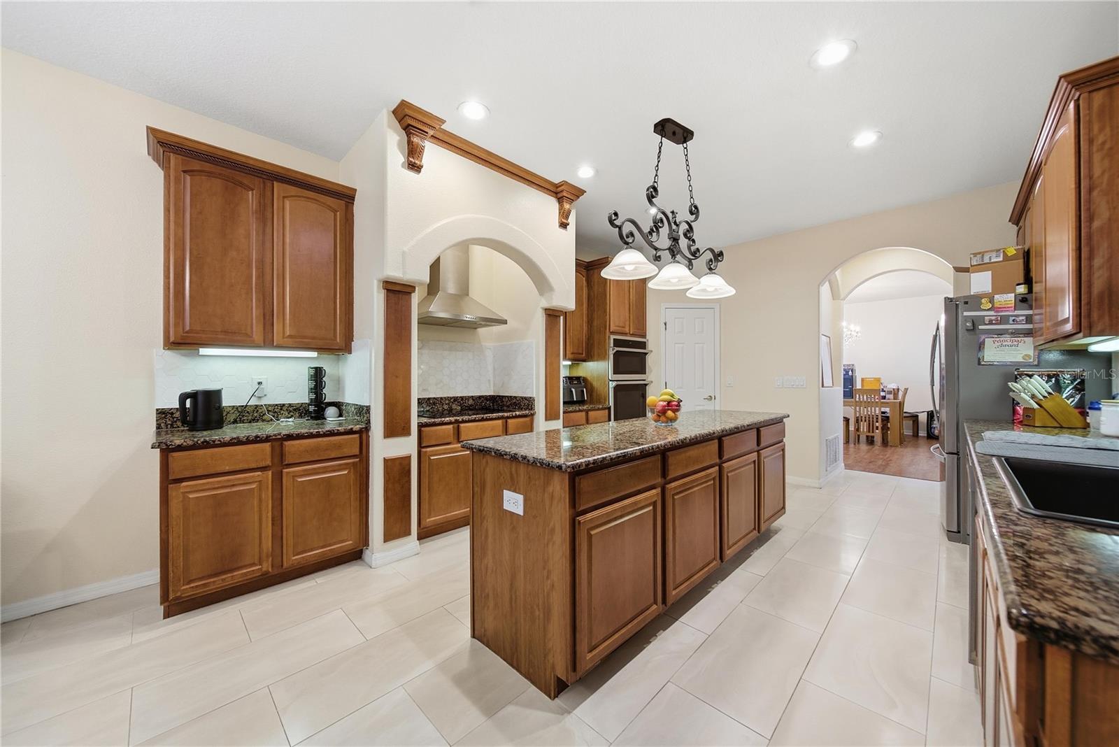SEVEN OAKS PRCL S-9 - Residential Lease