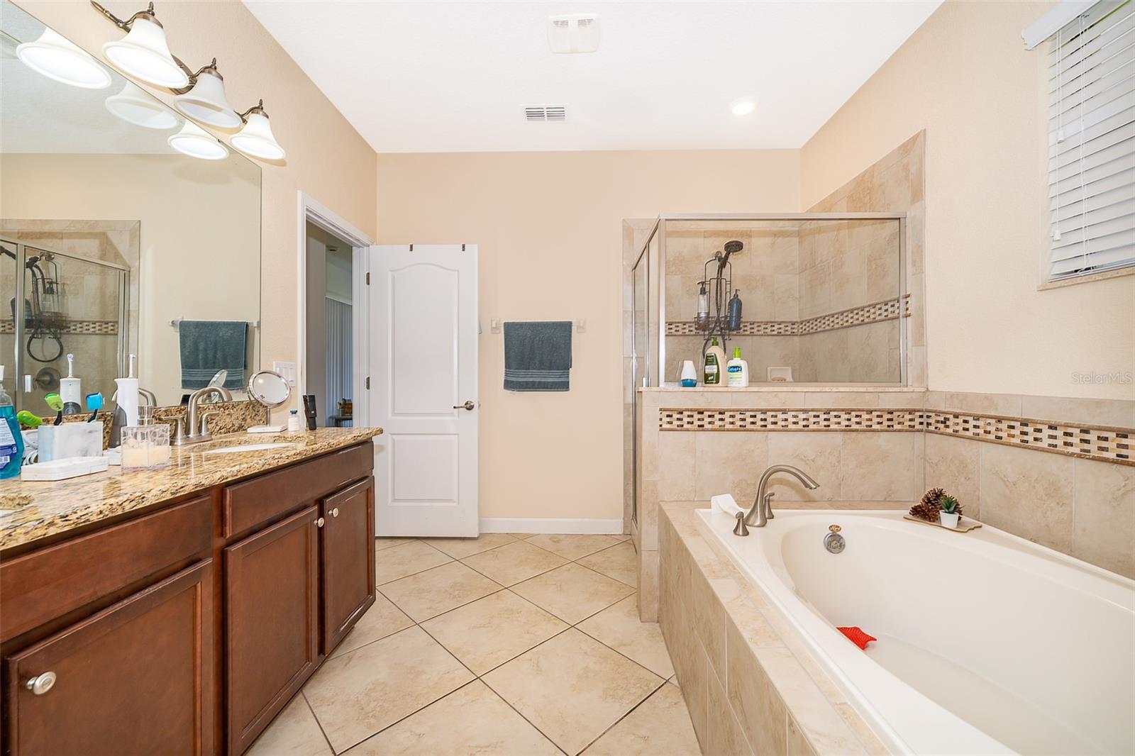 WYNDHAM LAKES ESTATES - Residential