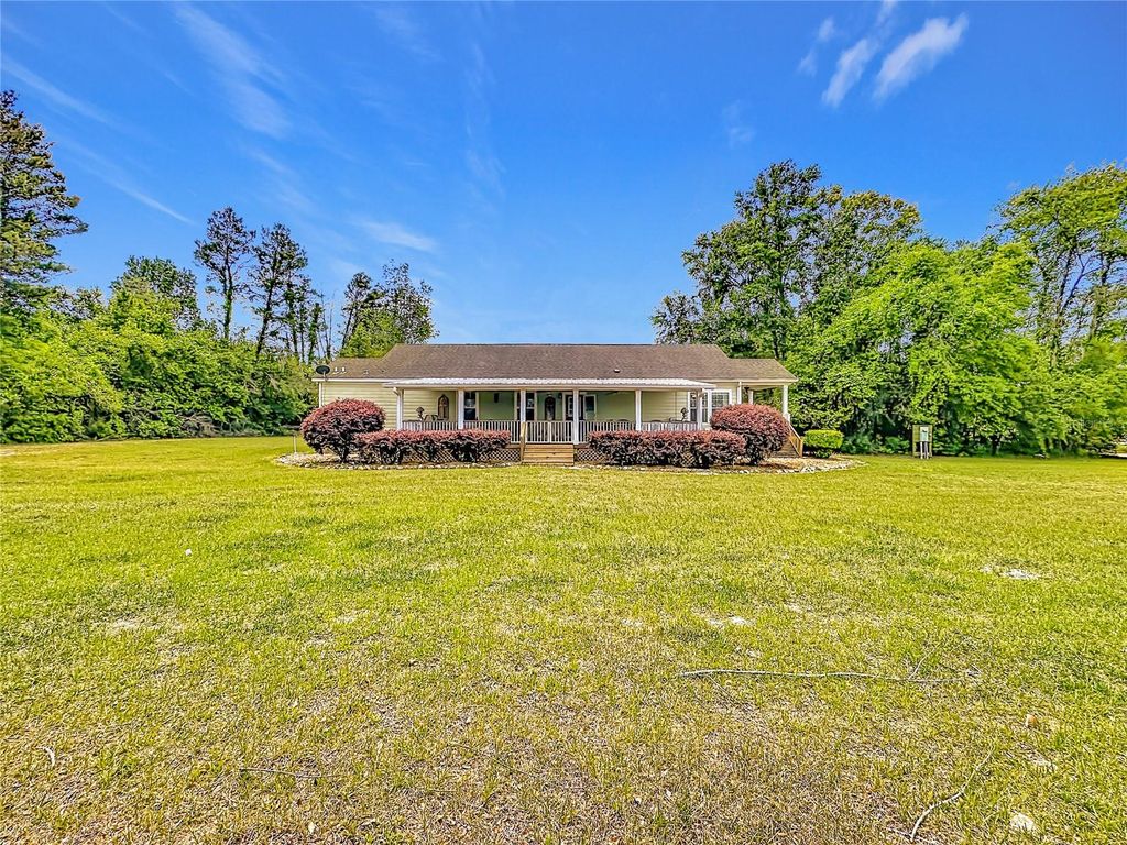 Photo of 759 SW Wester Drive, Lake City, FL 32024 (MLS # TB8501044)