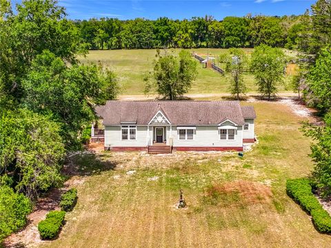 Photo of 759 SW Wester Drive, Lake City, FL 32024 (MLS # TB8501044)