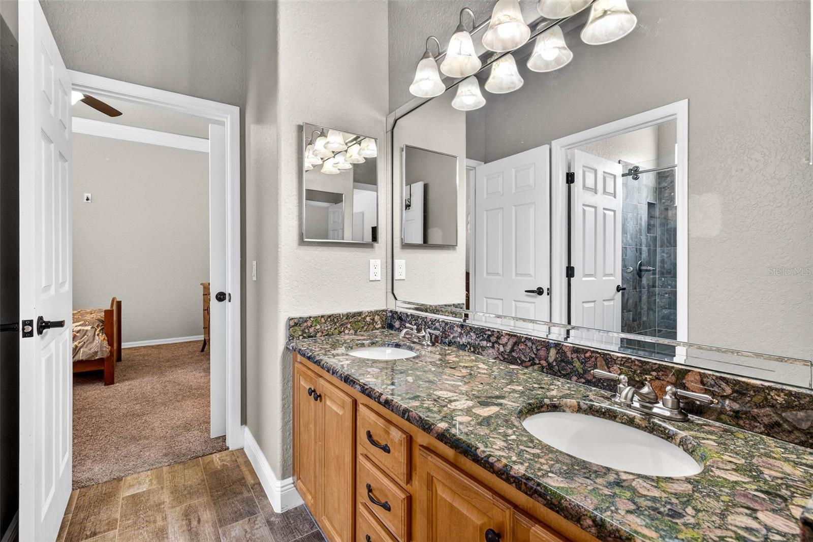 RIVER HILLS COUNTRY CLUB PH 11 - Residential