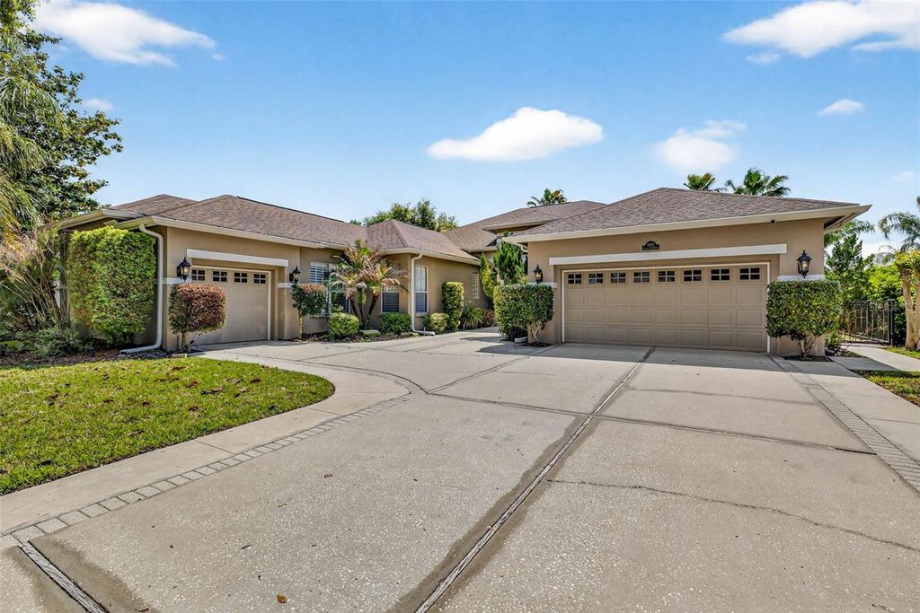 Photo of 5905 Cherry Oak Drive, Valrico, FL 33596 (MLS # TB8493197)