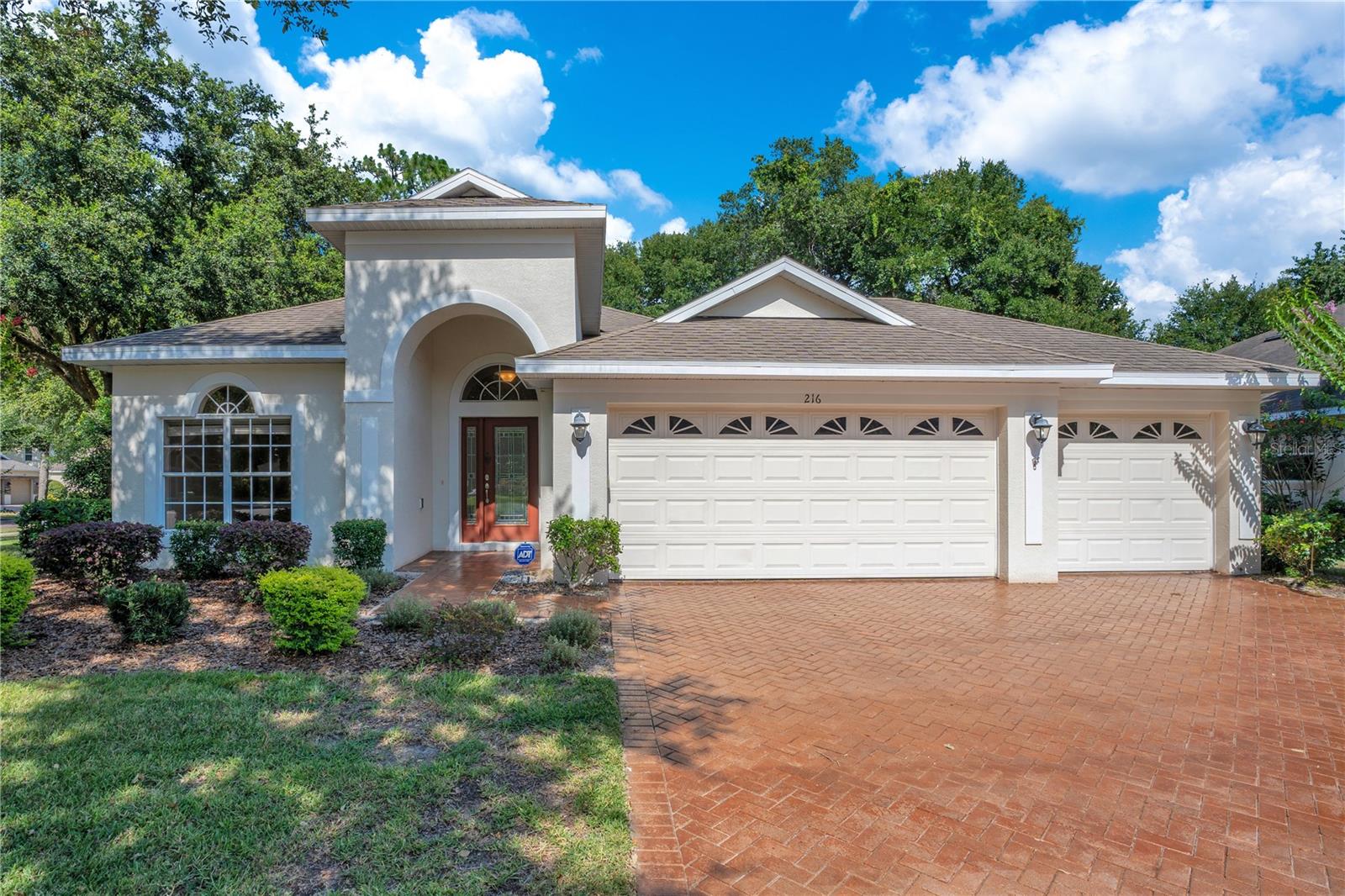 216 HOMESTRETCH BOULEVARD