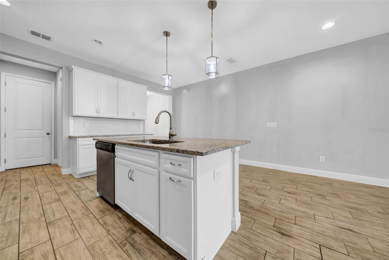 BOYETTE PARK PH 1/A 1/B 1/D - Residential