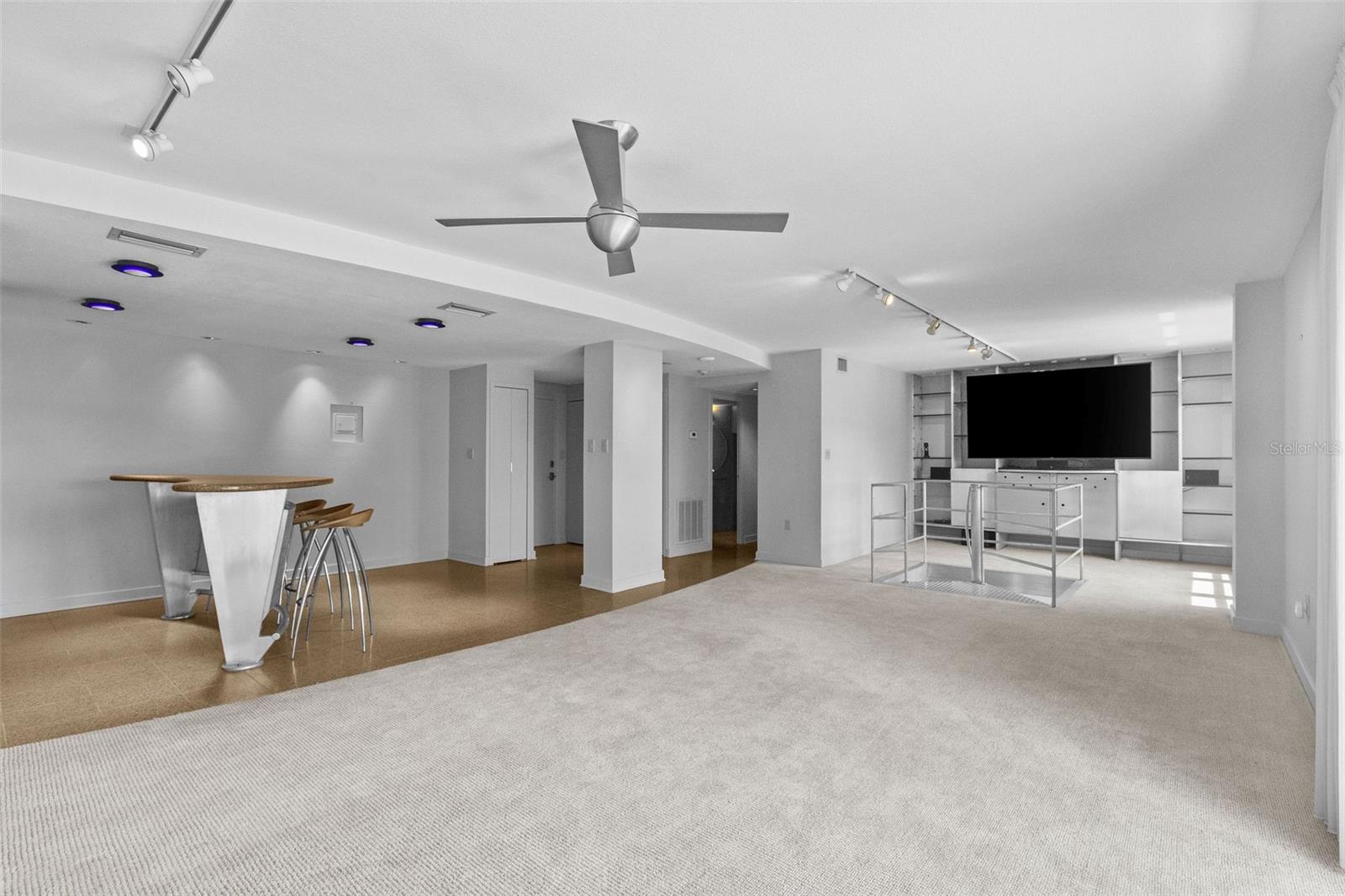 HARBOUR HOUSE CONDO - Residential Lease