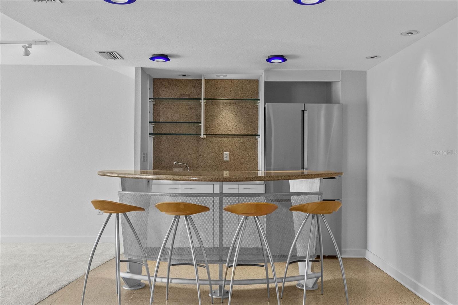 HARBOUR HOUSE CONDO - Residential Lease