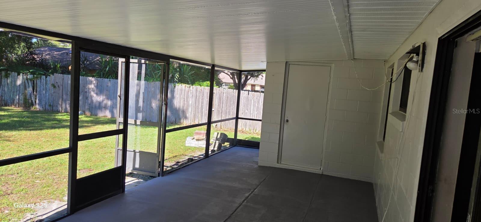 RIVERWOOD - Residential