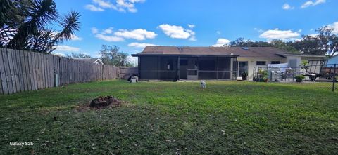 Photo of 9910 Burl Way, Orlando, FL 32817 (MLS # TB8444557)