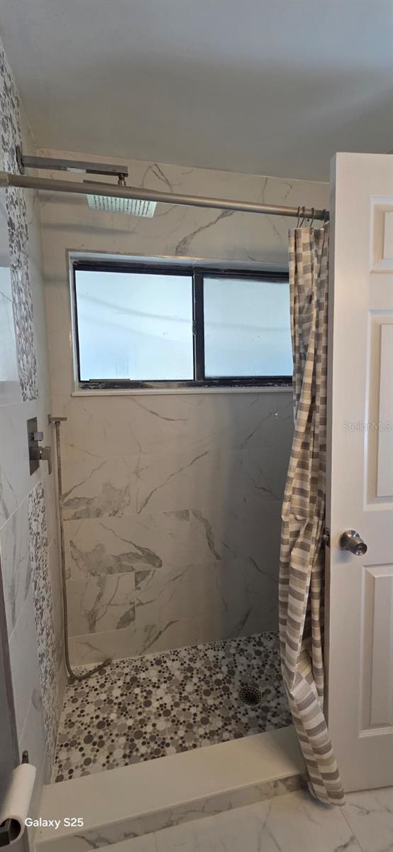 RIVERWOOD - Residential