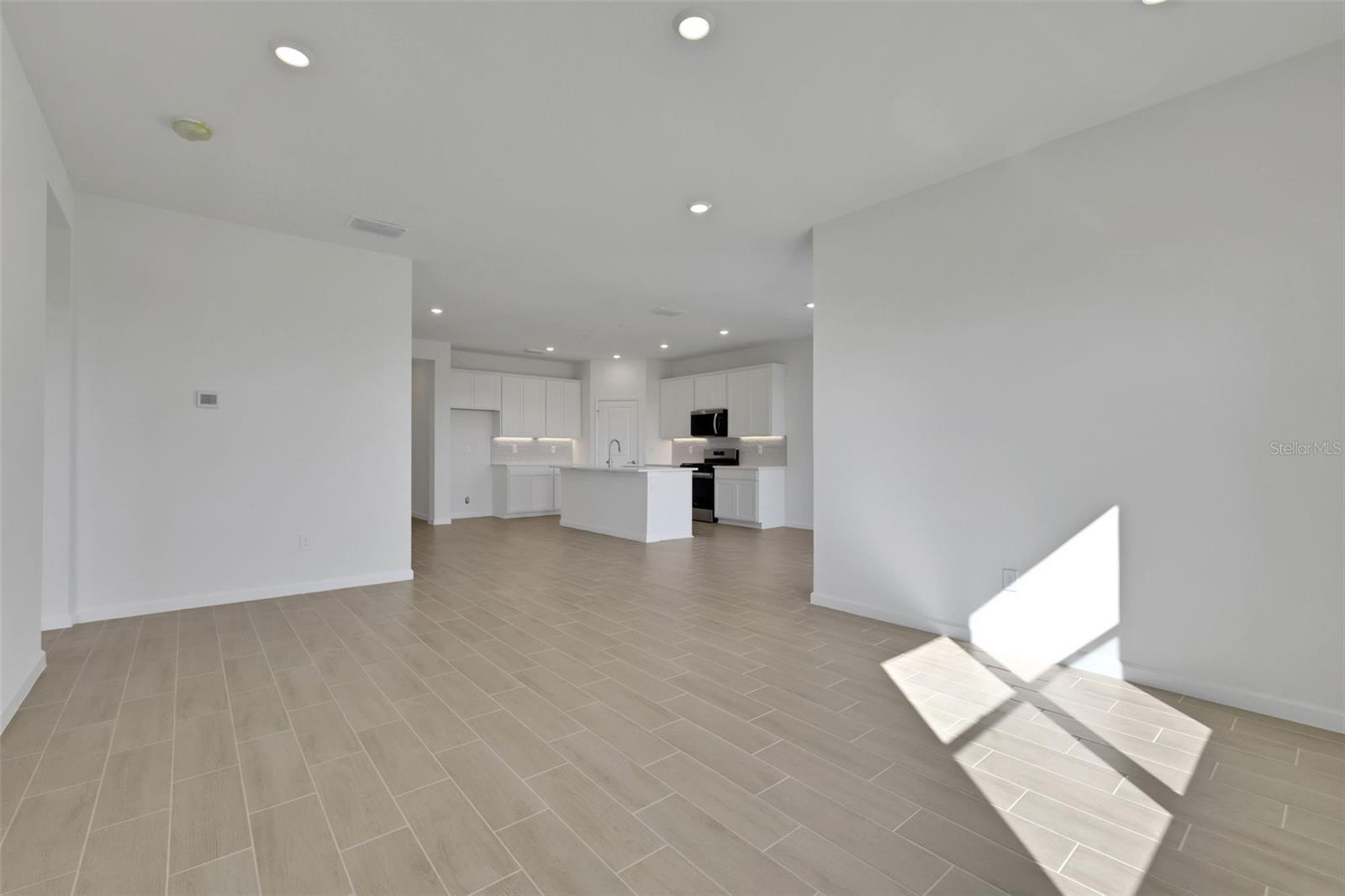 BRYSTOL NORTH AT WYLDER - Residential