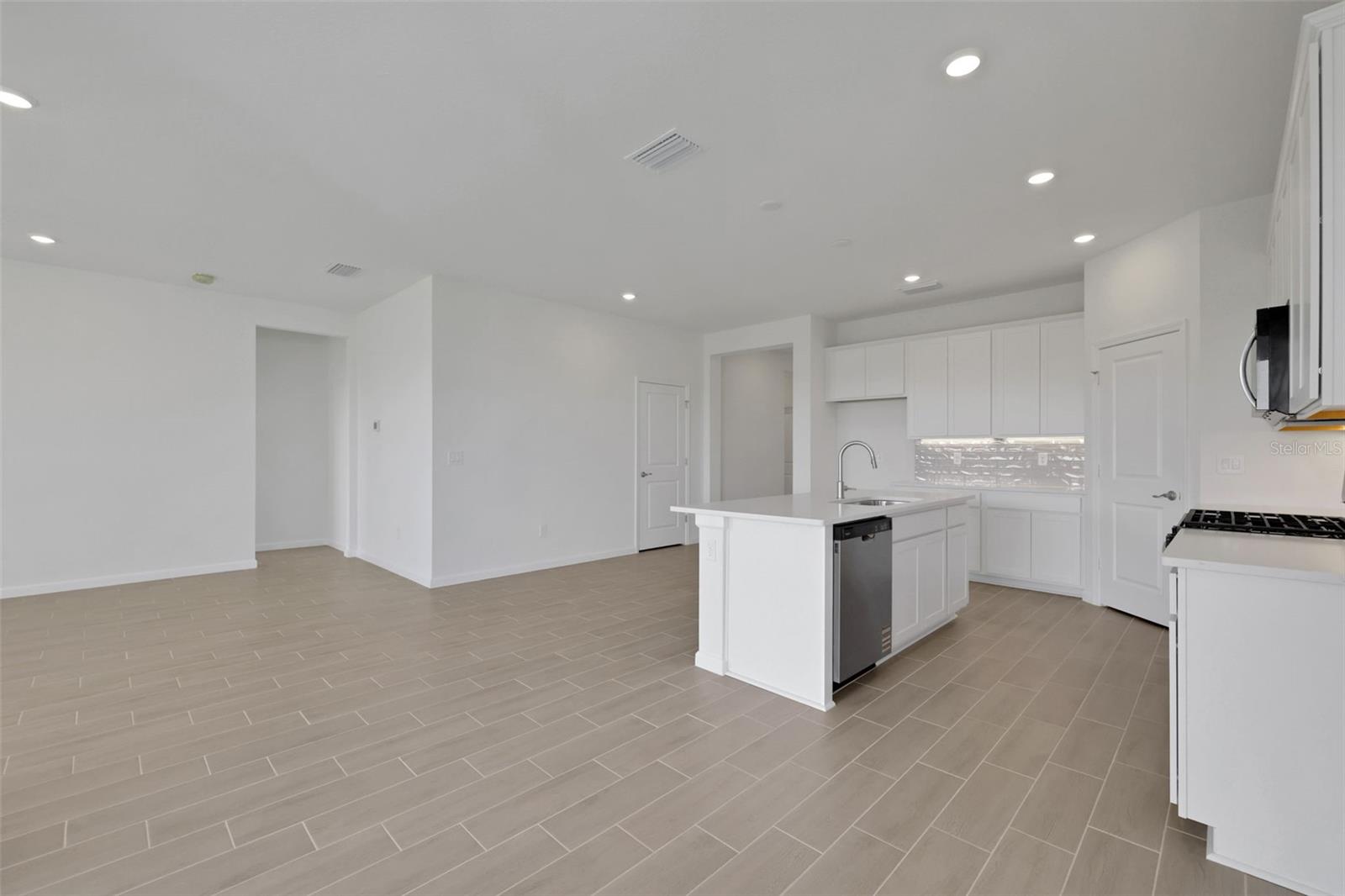 BRYSTOL NORTH AT WYLDER - Residential