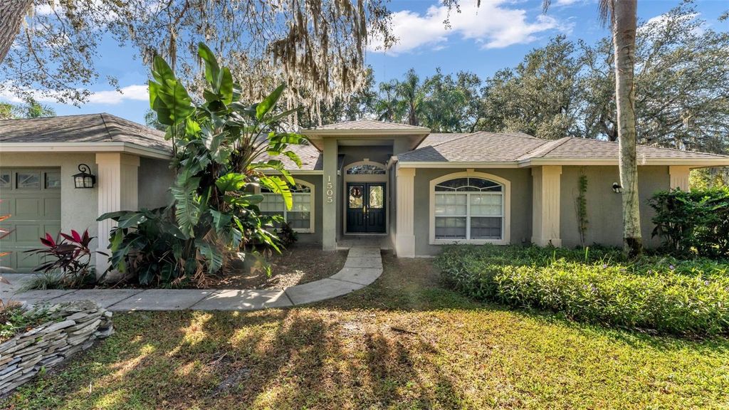 Photo of 1505 Hastings Path, Lakeland, FL 33809 (MLS # L4957988)