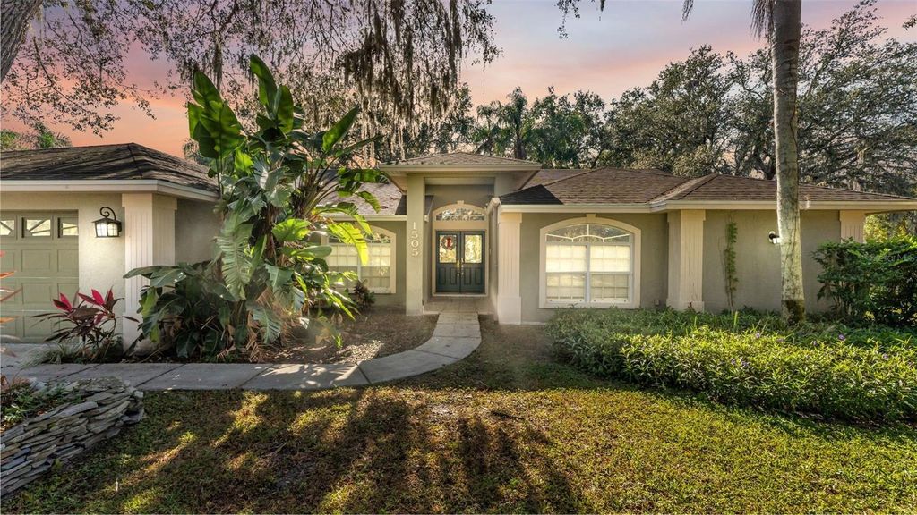 Photo of 1505 Hastings Path, Lakeland, FL 33809 (MLS # L4957988)