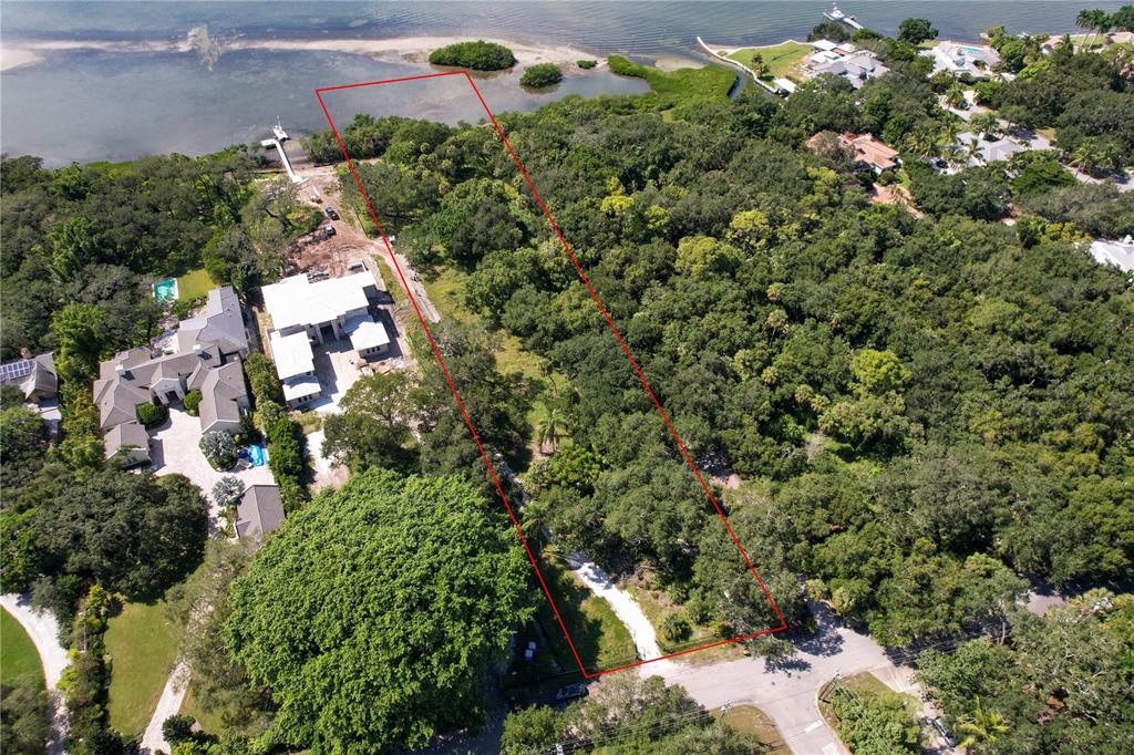 SHORELAND WOODS - Residential