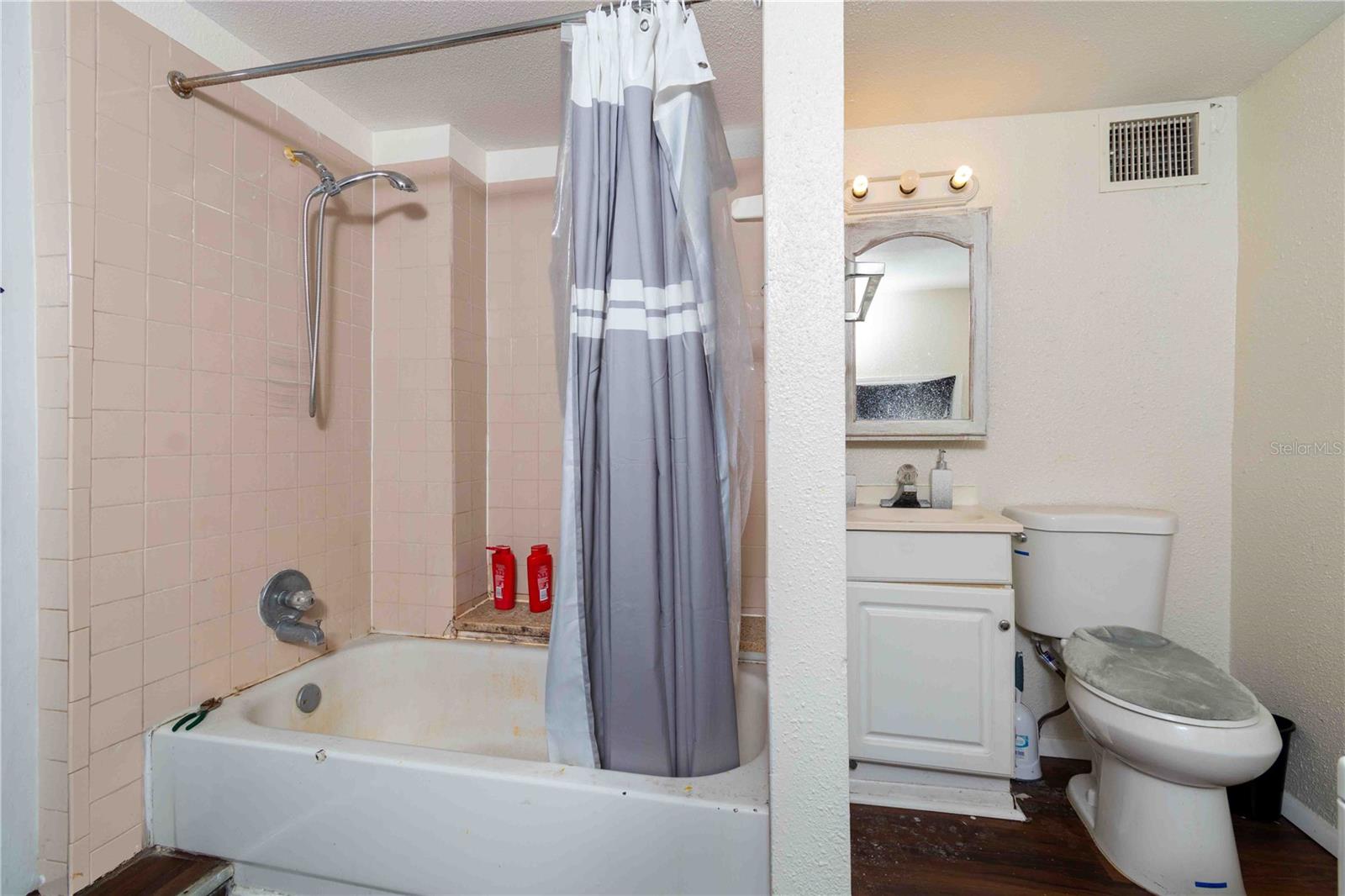 PLACID LAKE SUB - Residential Income