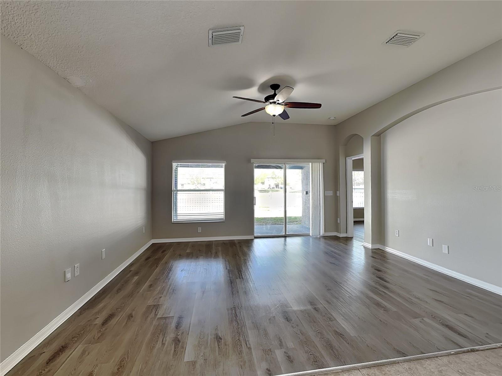 SPRING RIDGE - Residential Lease