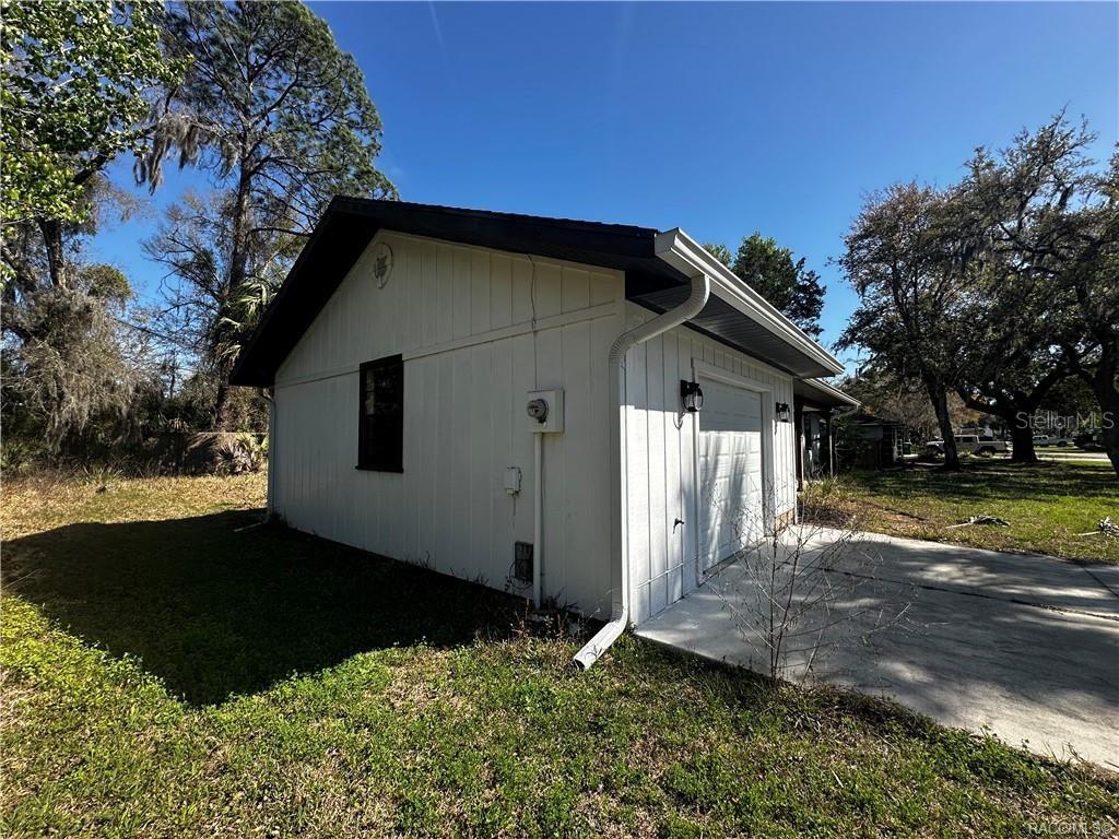 CARPENTERS COUNTRY SQUARE - Residential