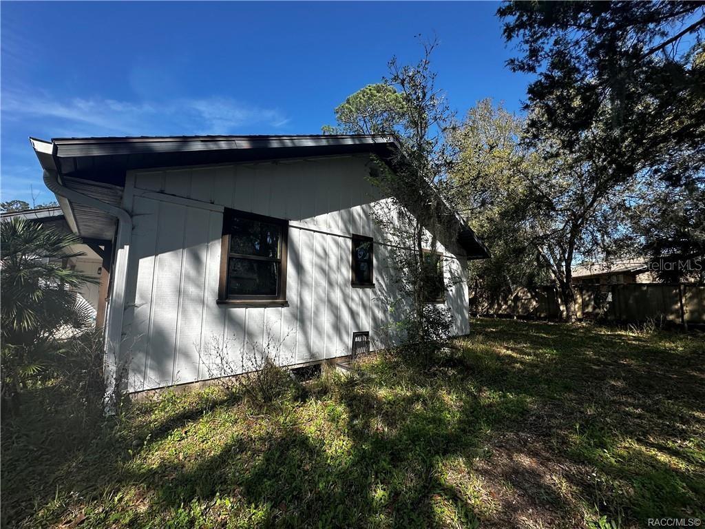 CARPENTERS COUNTRY SQUARE - Residential