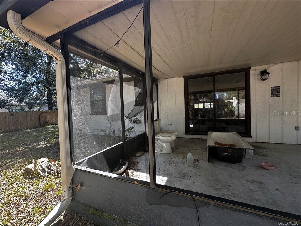 CARPENTERS COUNTRY SQUARE - Residential