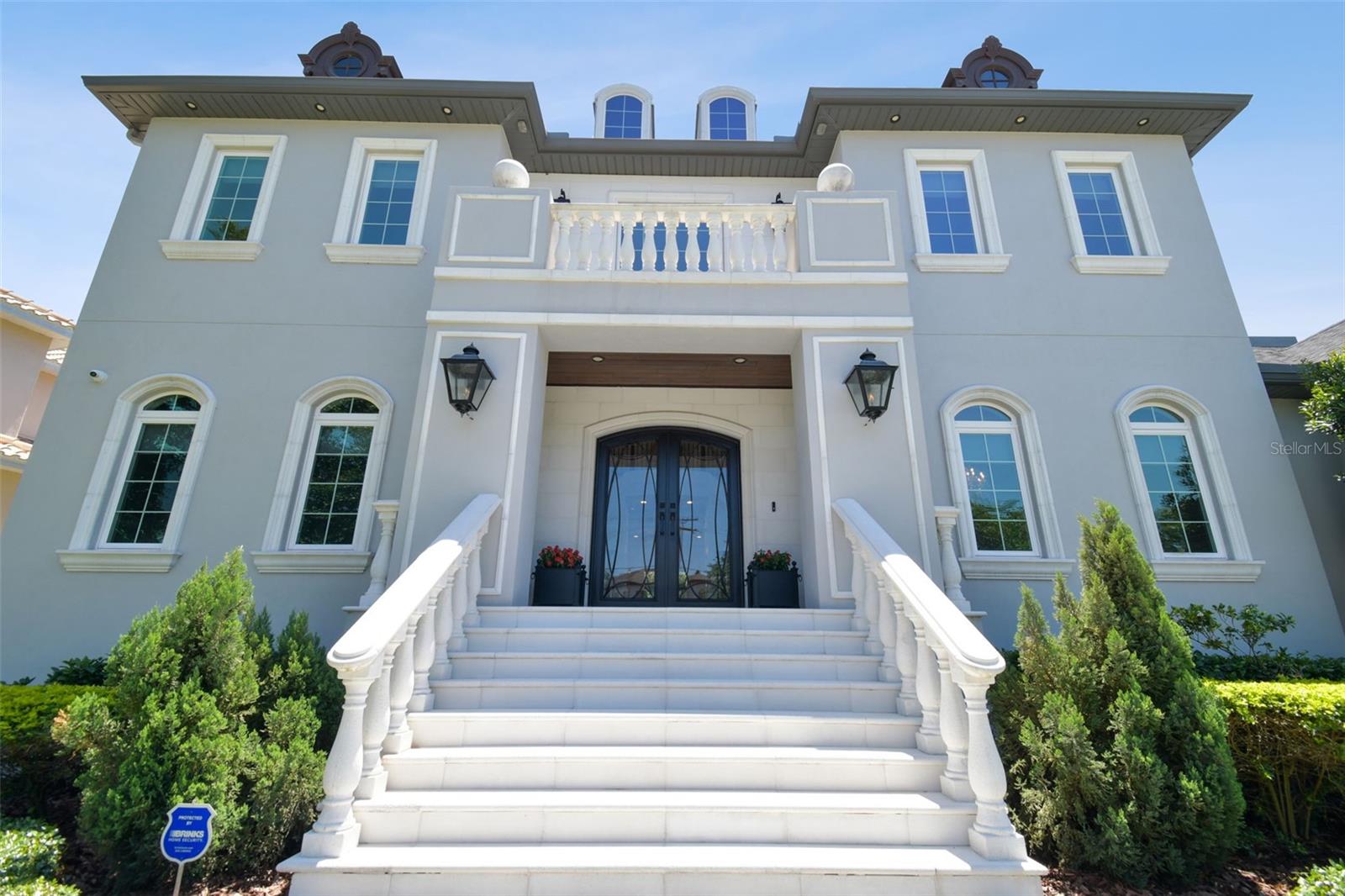 2604 S BRYANT CIRCLE