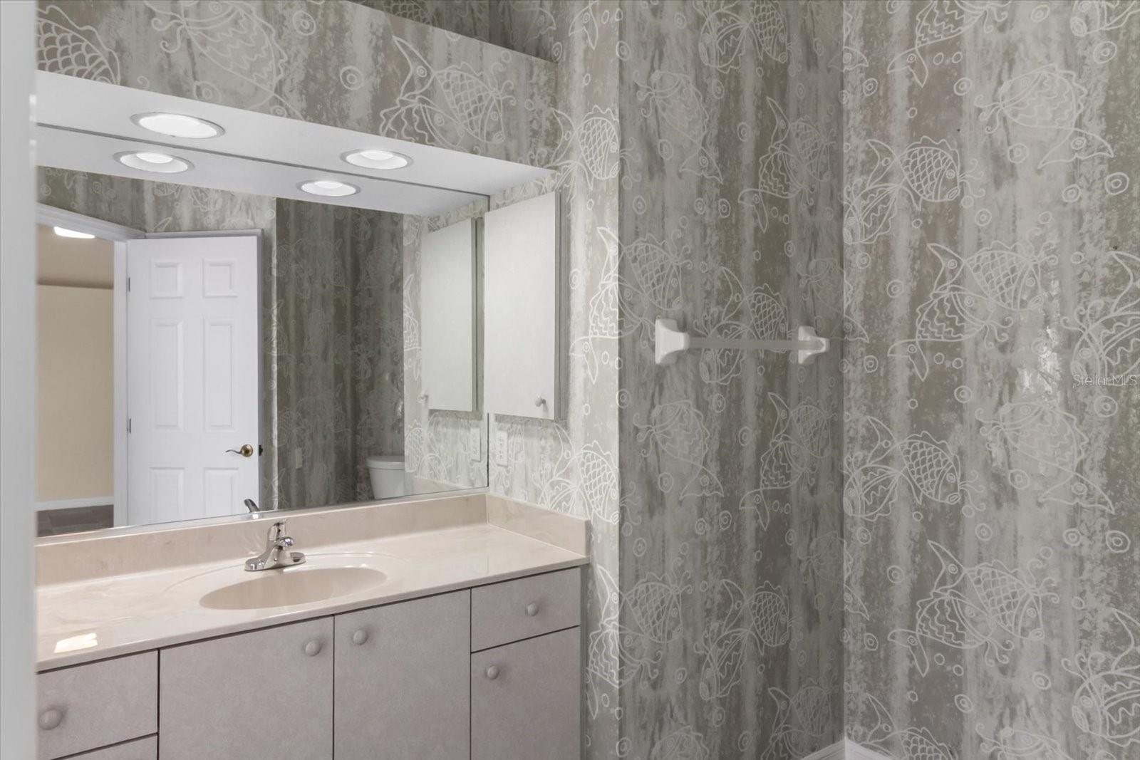 CALUSA LAKES - Residential