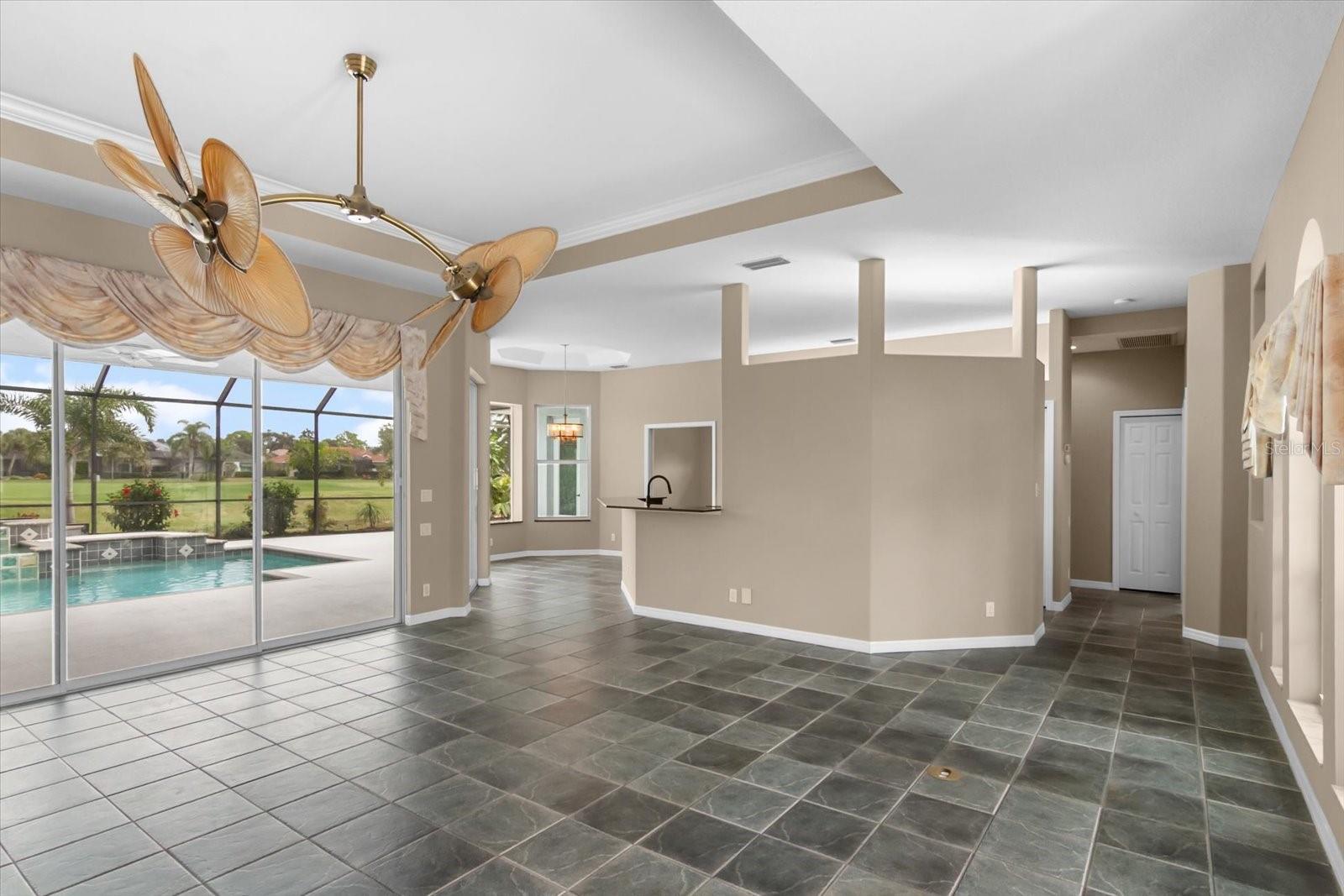 CALUSA LAKES - Residential