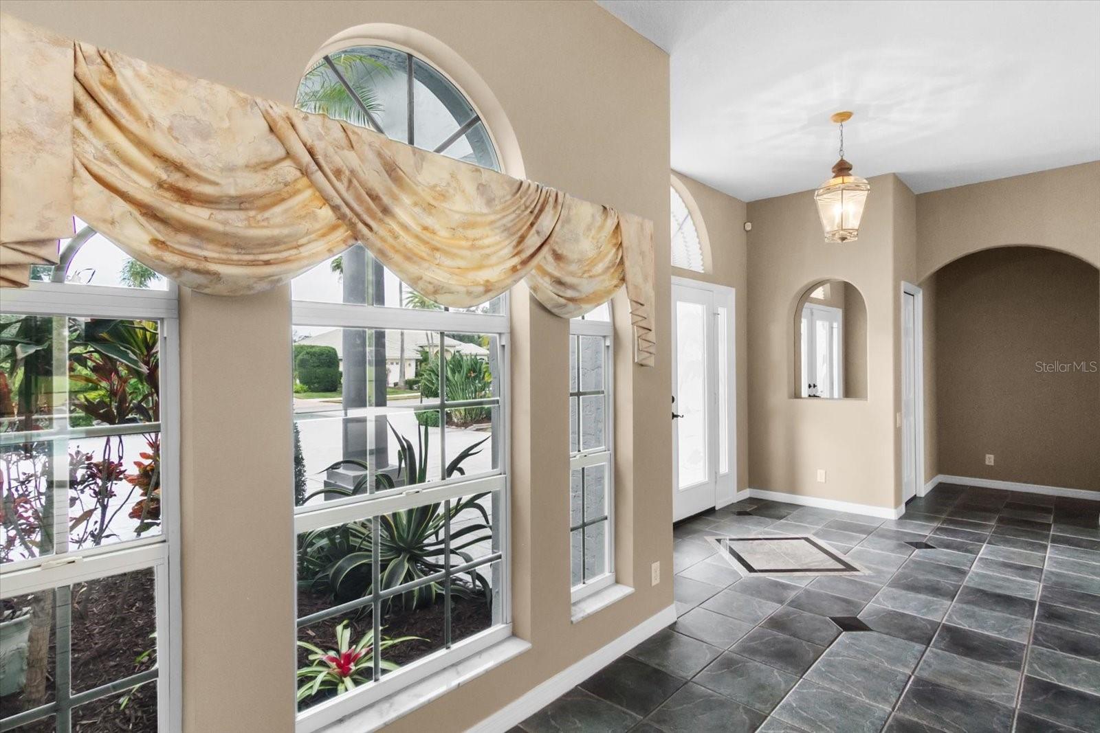 CALUSA LAKES - Residential