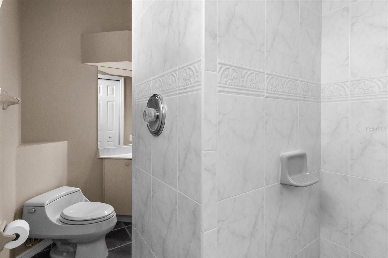 CALUSA LAKES - Residential