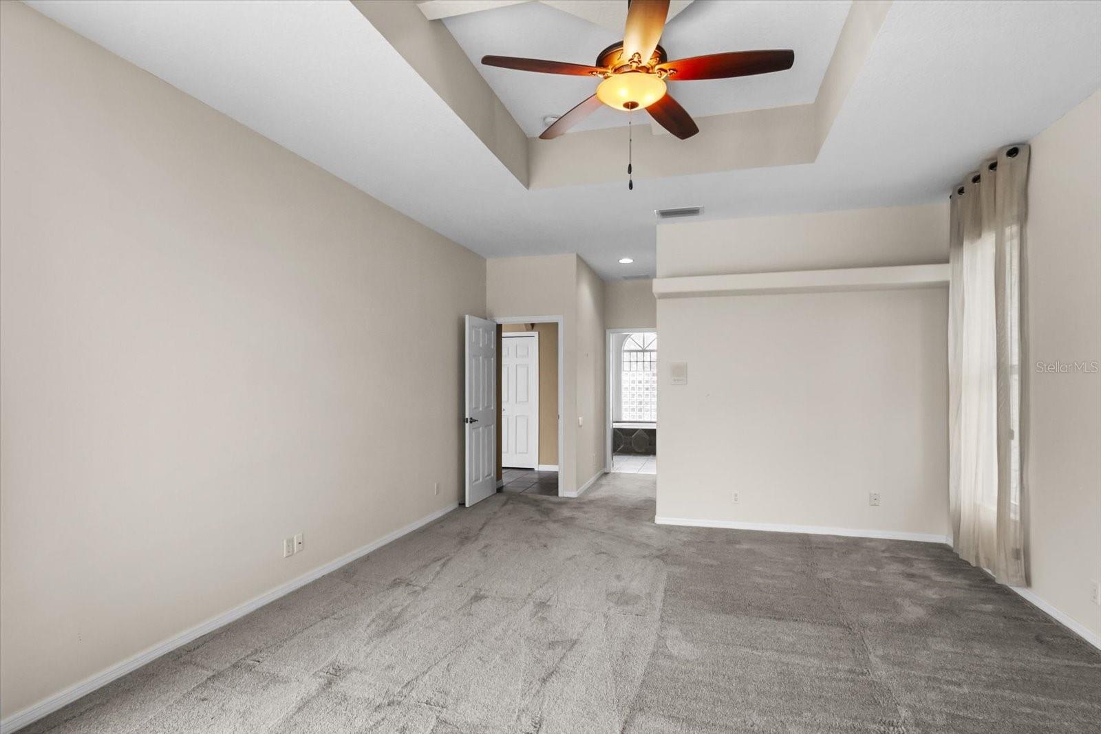 CALUSA LAKES - Residential