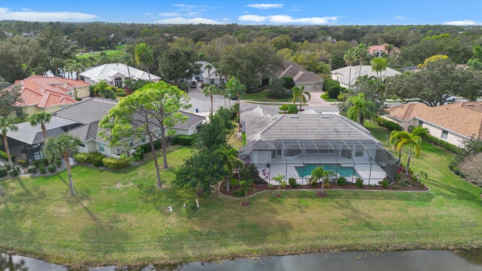 CALUSA LAKES - Residential