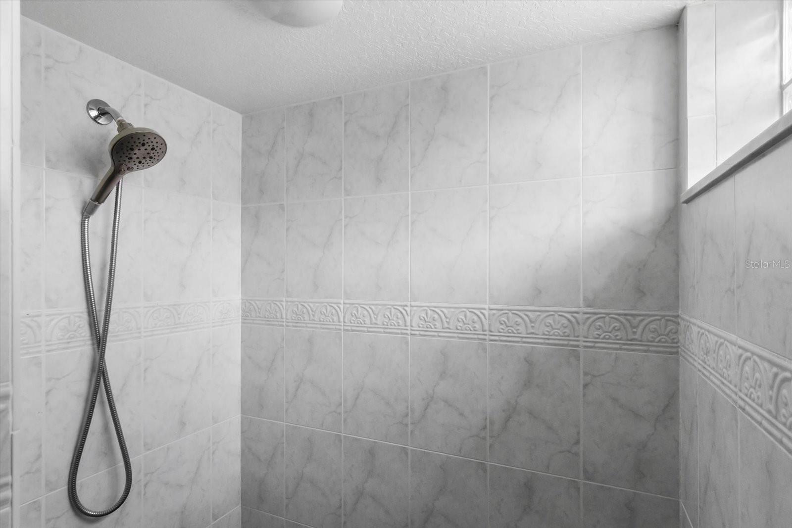 CALUSA LAKES - Residential