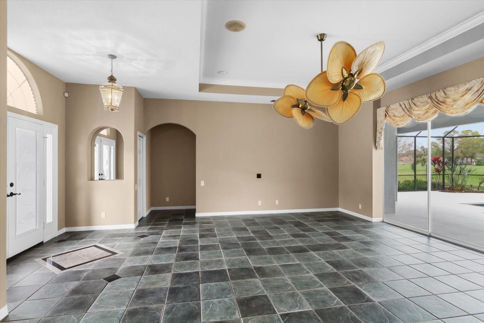 CALUSA LAKES - Residential