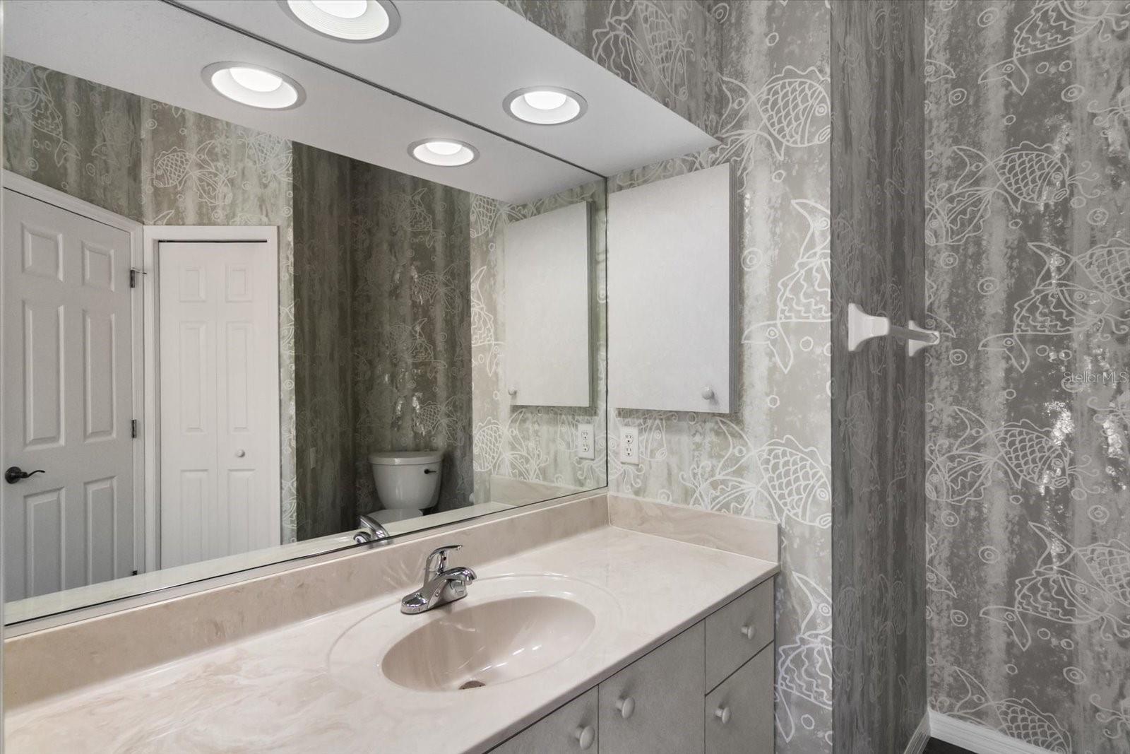 CALUSA LAKES - Residential