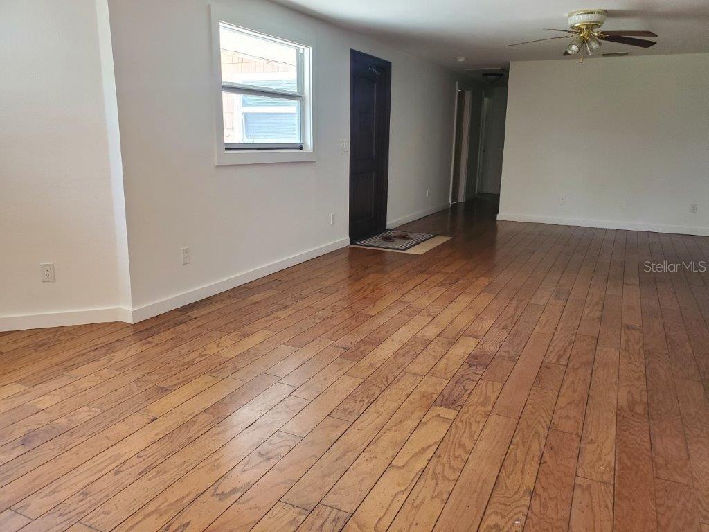 TOWN ESTATES - Residential Lease