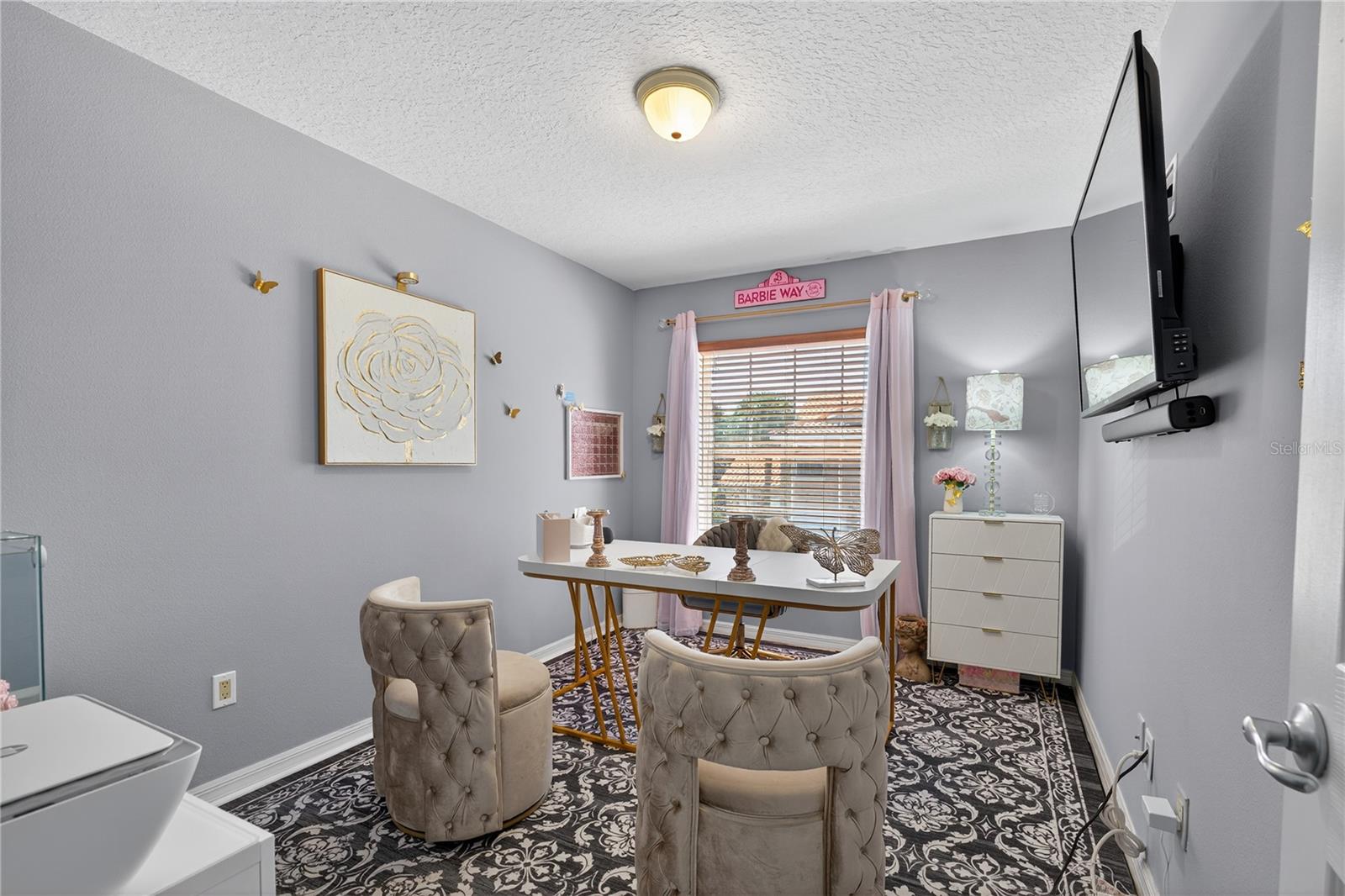 DORY VILLAS/LK MIONA - Residential