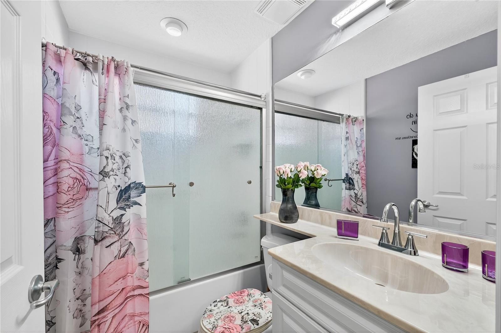 DORY VILLAS/LK MIONA - Residential